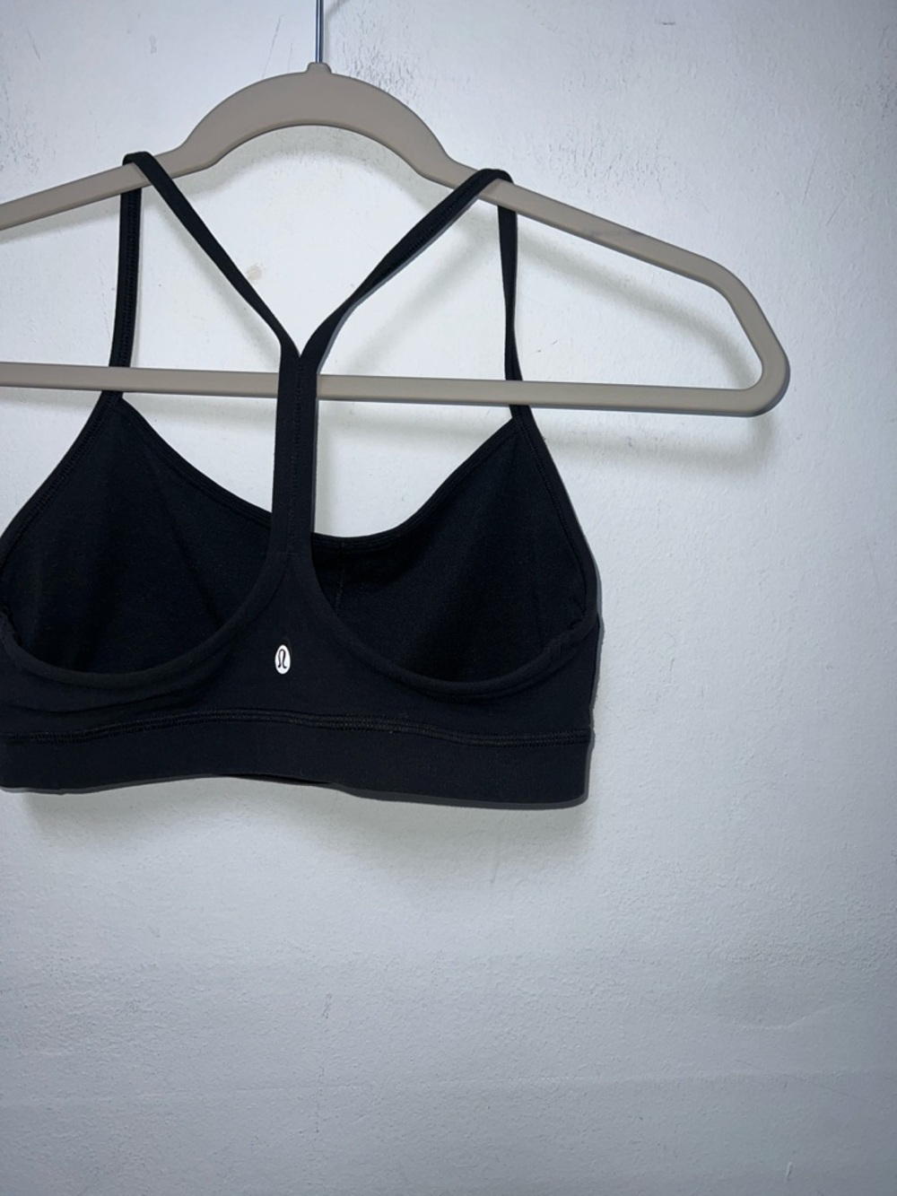 Lululemon flow Y flow nulu light support A/C cups size 6 style#W2CRHS - Picture 4 of 7